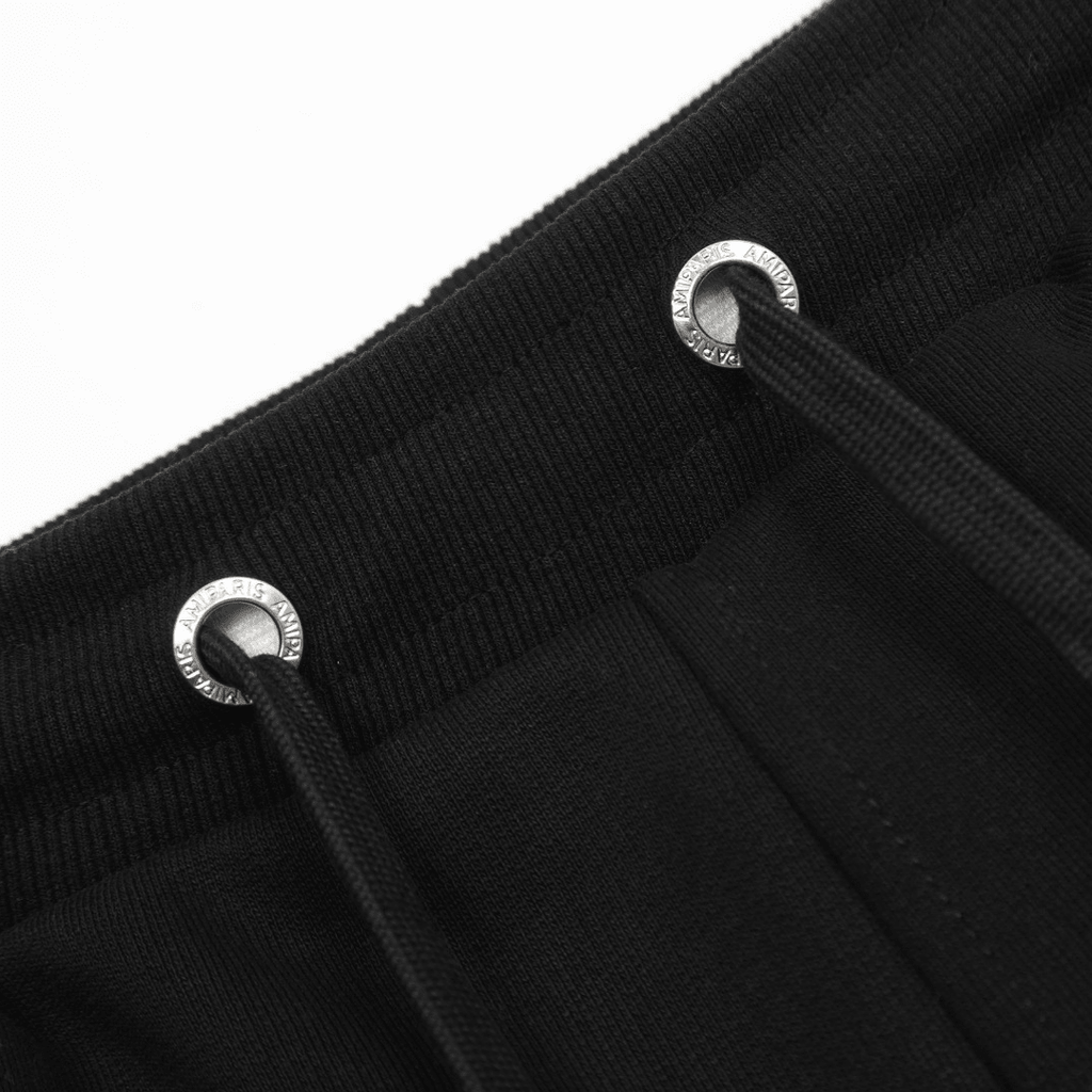 "Ami" Shorts Black