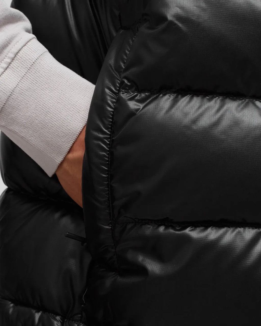 "Goose" Shiny Vest